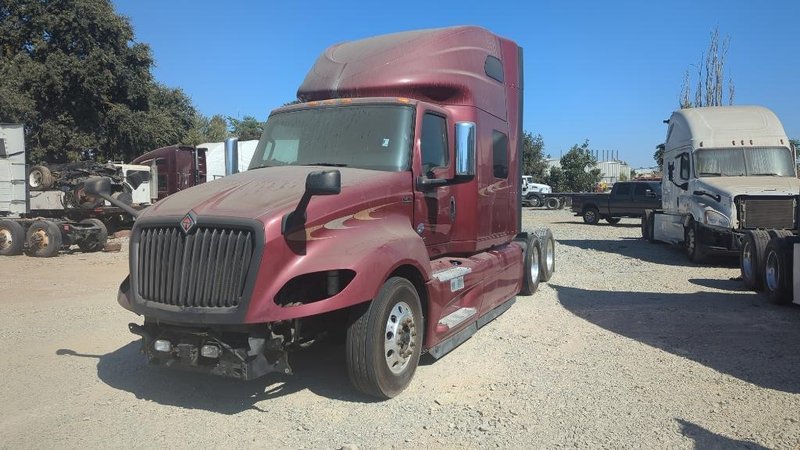 2019 INTERNATIONAL LT625 3HSDZTZR8KN136873