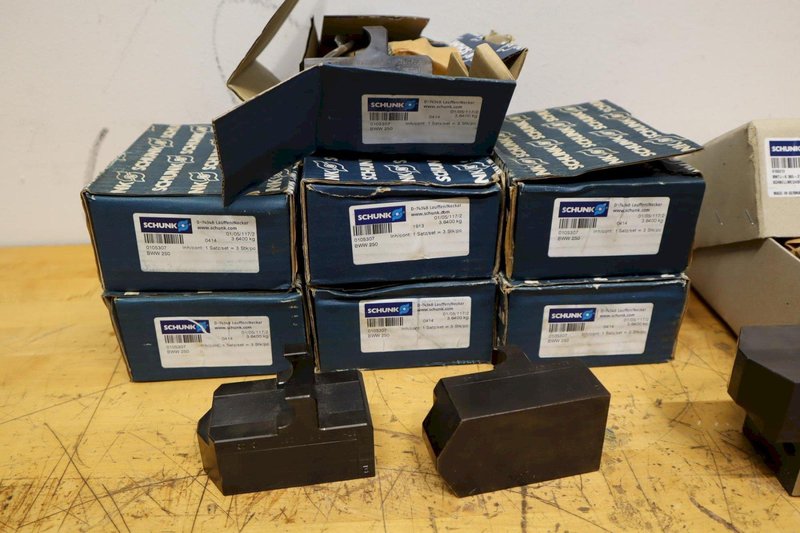 Schunk BWTJ-K305-21 Quick Change 3-Jaw Chuck Base Jaws with (8) Sets of BWW 250 Steel Jaws ***All New, Unused***- Auction Item