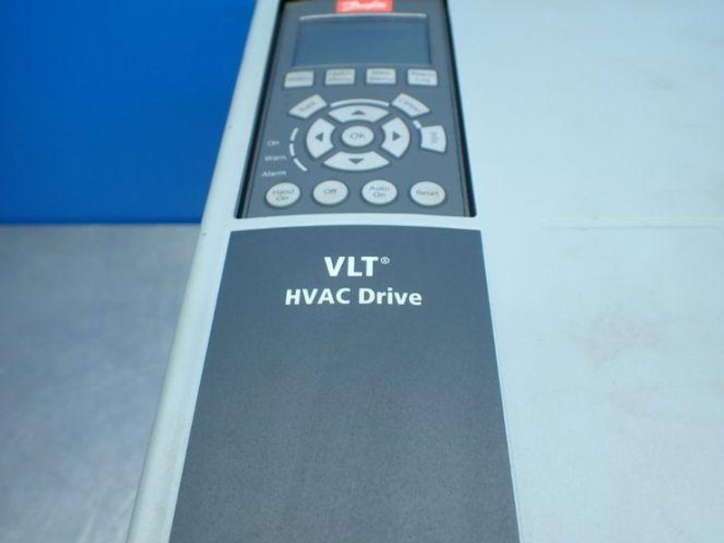 DANFOSS 30HP VLT HVAC DRIVE UNIT  -  131B4263