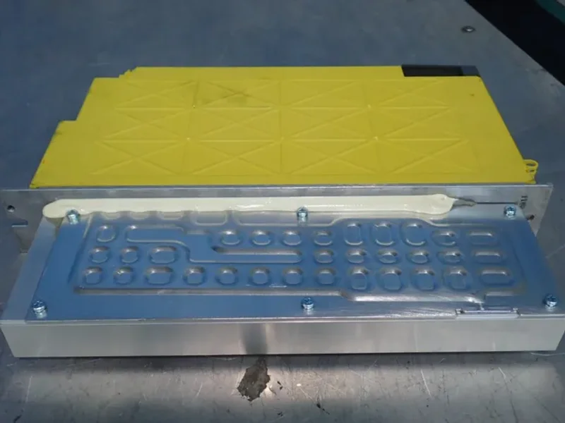 Fanuc  240 Output Volts  Aisv 40 Servo Amplifier - A06b-6117-h104