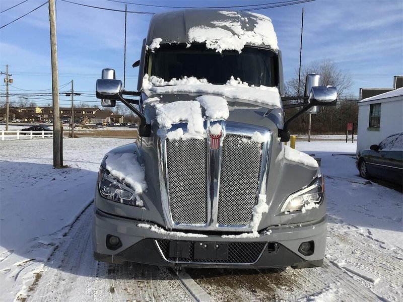 2023 Kenworth T680 1XKYDP9X0PJ233871