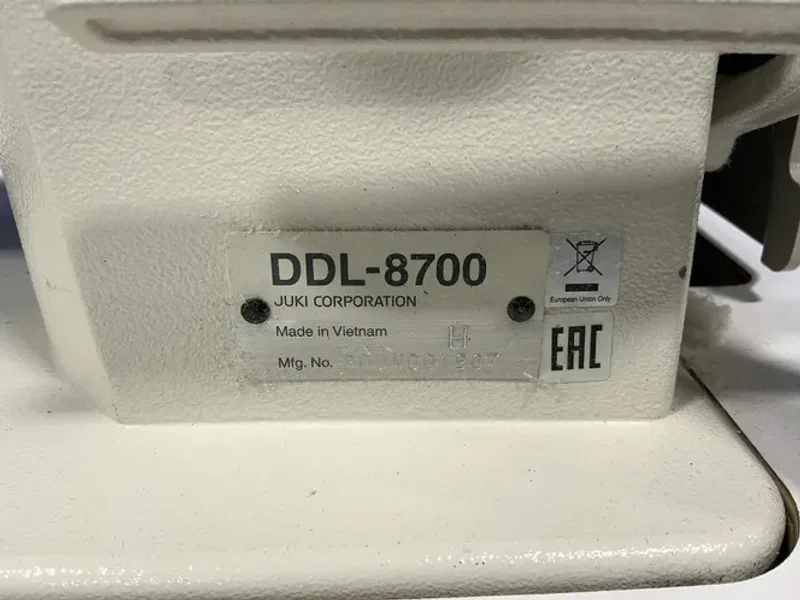 Juki 21”x47” Table Sewing Machine - Ddl-8700