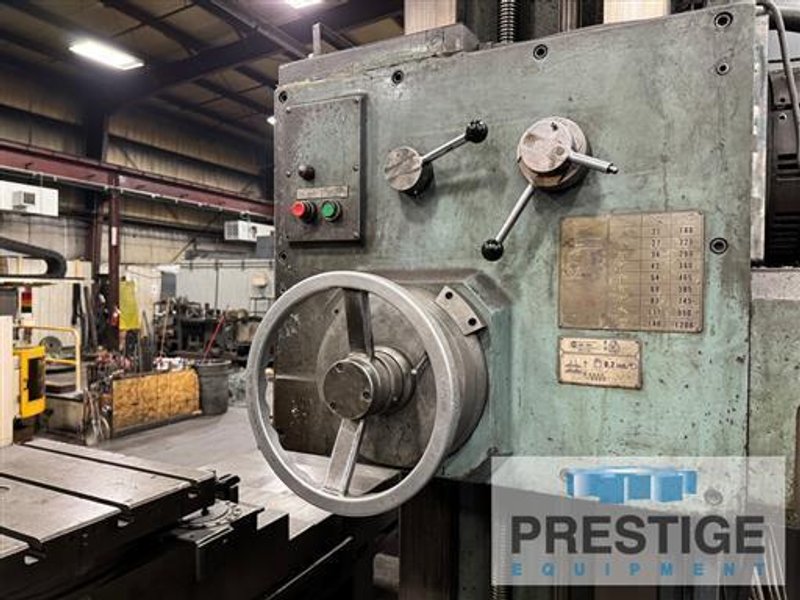 Nomura 3.93” Manual Horizontal Boring Mill