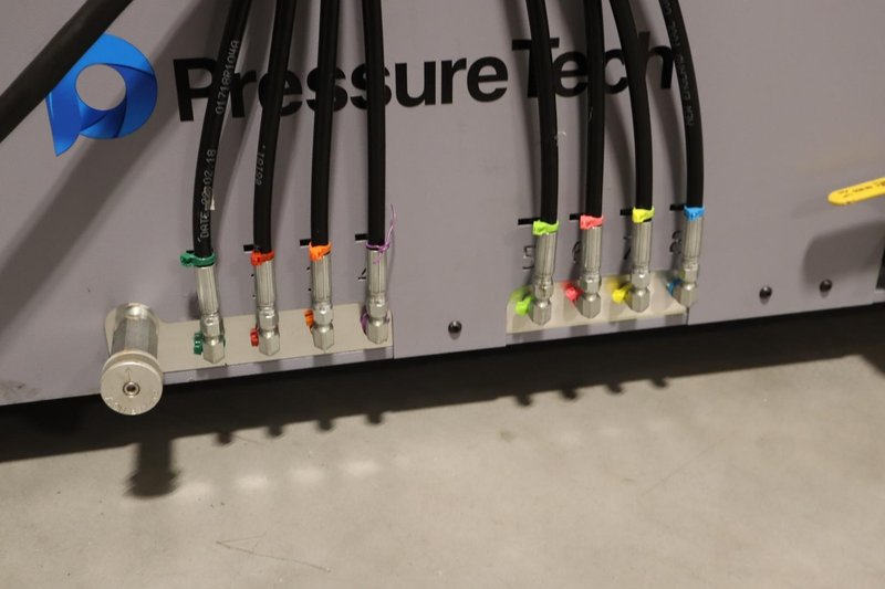 PressureTech PT2000-8H Coolant System 2000 PSI, 8 Outputs,- Auction Item