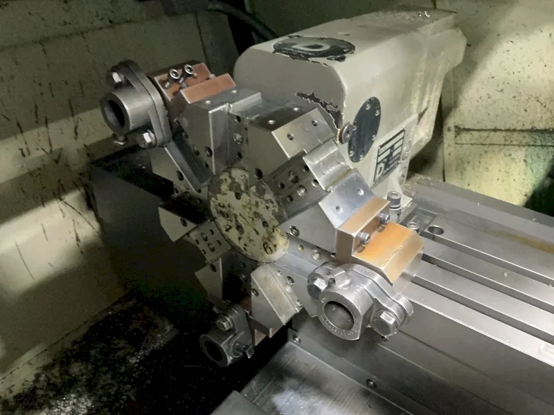 MIGHTY VIPER CNC LATHE  -  VT-12