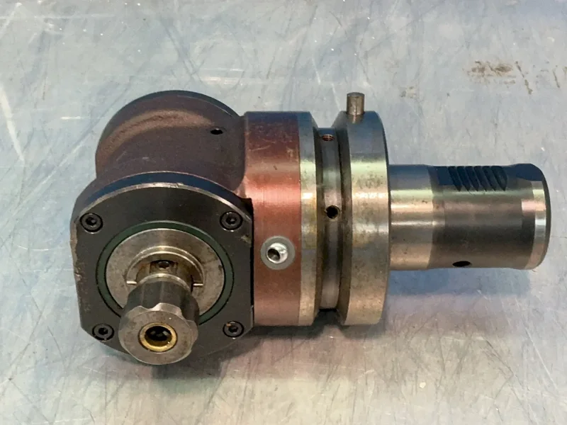 RIGHT ANGLE TOOL HOLDER