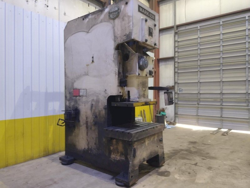 200 TON SUTHERLAND MODEL #MARK-220 GAP FRAME PRESS 4" STROKE NEW 2014 : YOBRO #25700
