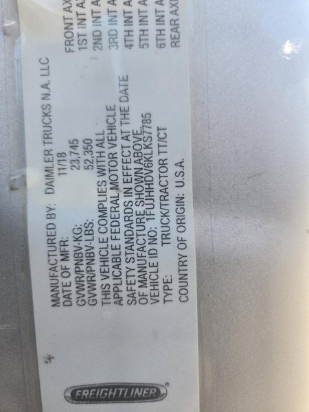 2019 FREIGHTLINER CASCADIA 126 KS7785