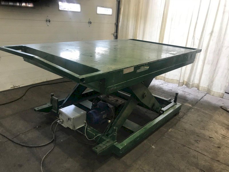 11,250 LB SALVAGNINI HYDRAULIC LIFT TABLE STOCK # 3099