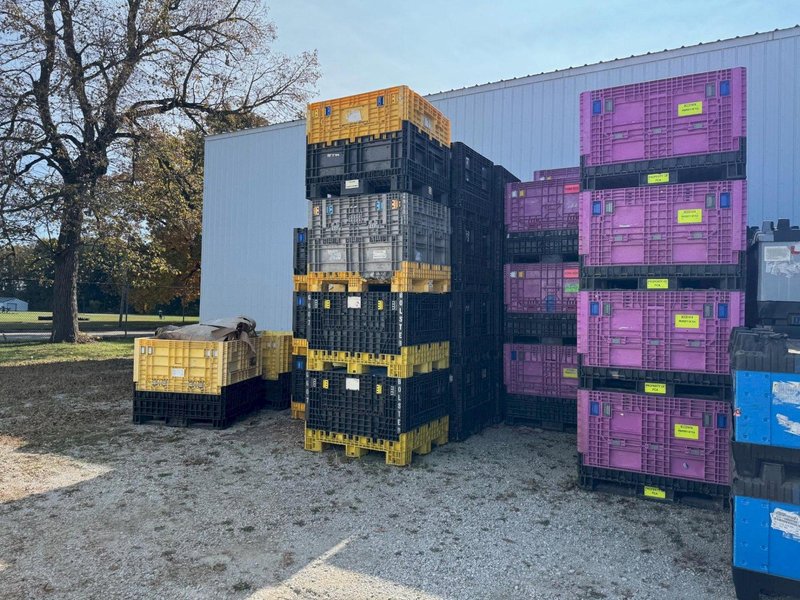 48 x 45 x 50 – 2,500 LBS. COLLAPSIBLE BULK PLASTIC CONTAINERS (QTY 10)