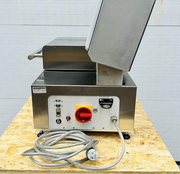 Sepha MediScan  |   Non-Destructive Package Leak Tester