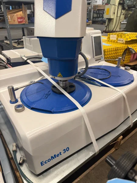 Buehler EcoMet 30 Fully Automatic, Twin Head Programmable Polisher System with Accessories (2022)