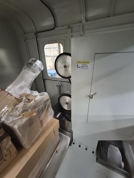 Kingstone Robotic Belt Grinder, 2022 – Dust Collector, FANUC Robot