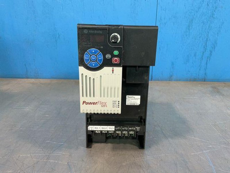 Allen-bradley 20hp Powerflex 525 Servo Drive - 25b-d030n114