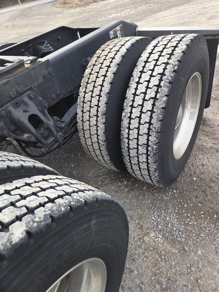 2022 Peterbilt 567 804176