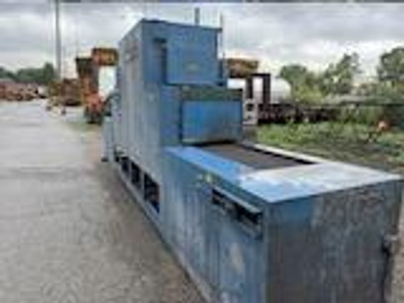 Grieve model belt conveyor core oven rated at 200 degree f, 460 volt, 20 kw, s/n 650167, 232" center belt, 15" tall opening, 24" belt, 1.16 ft/min.