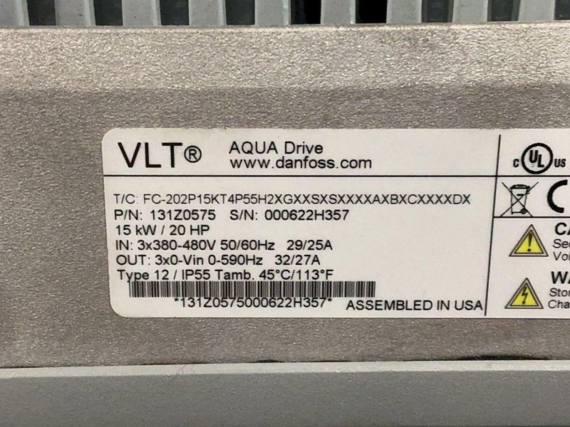 DANFOSS 20HP VLT AQUA SERVO DRIVE  -  131Z0575