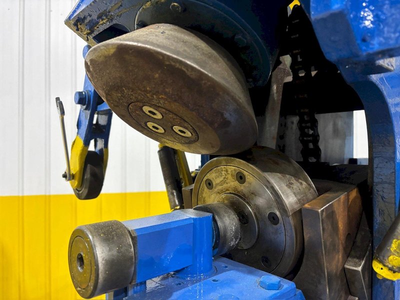 1/4&quot; CAPACITY BLUE VALLEY MODEL #FLANGER-T-588 FLANGING MACHINE: YOBRO #24453