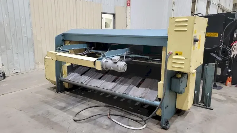 1986 AMADA M-2060 | Shears, Power Squaring (In)