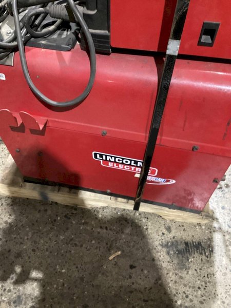 LINCOLN ELECTRIC PRECISION TIG 185 Welder USED