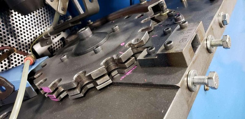 M6-M8 – Nut Washer Assembly Machine