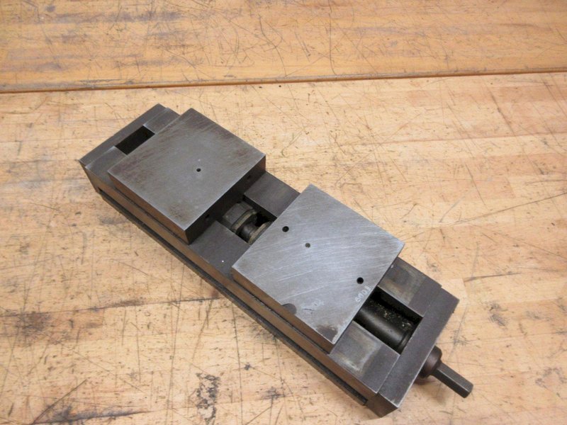 Self Centering 6" Machine Vise- Auction Item