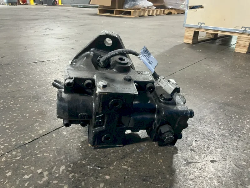 DANFOSS MOTOR TRACK DRIVE  -  51C060-1-RD1B