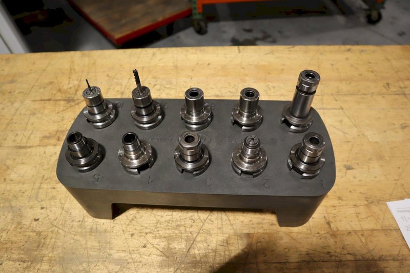 BT30 Tool Holders (10pcs) in Plastic Tool Caddy, Most Are Nikken SKN10B Collet Type Holders- Auction Item