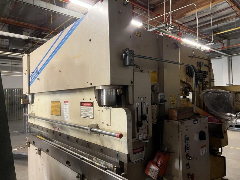 60 Ton x 8’ Wysong MTH60-96 CNC Hydraulic Press Brake -Hurco Autobend 7 Control, Bottom Die Rail