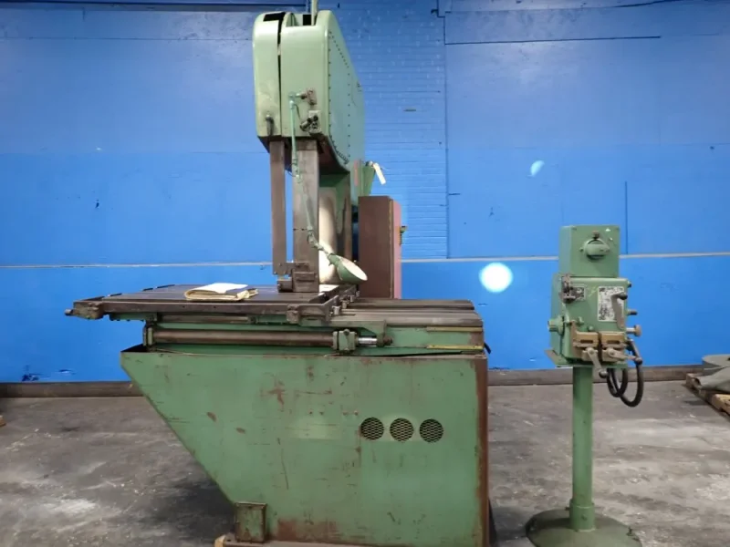 DOALL 26" THROAT VERTICAL BAND SAW  -  2624-4