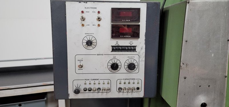 Elox 8-2012-DR Sinker EDM Machine