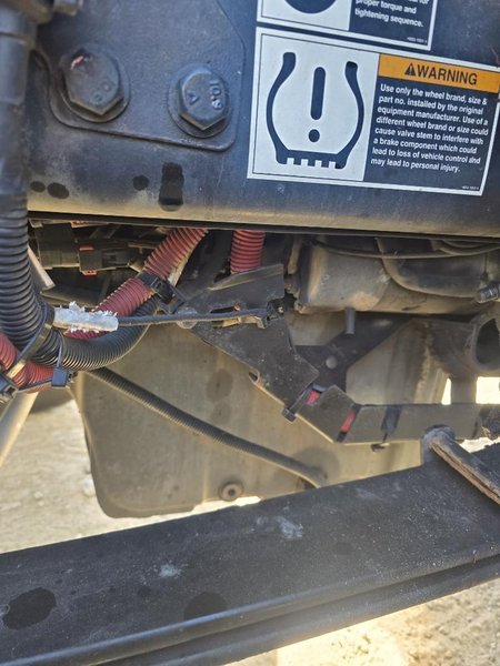 PETERBILT 567 - Trucks