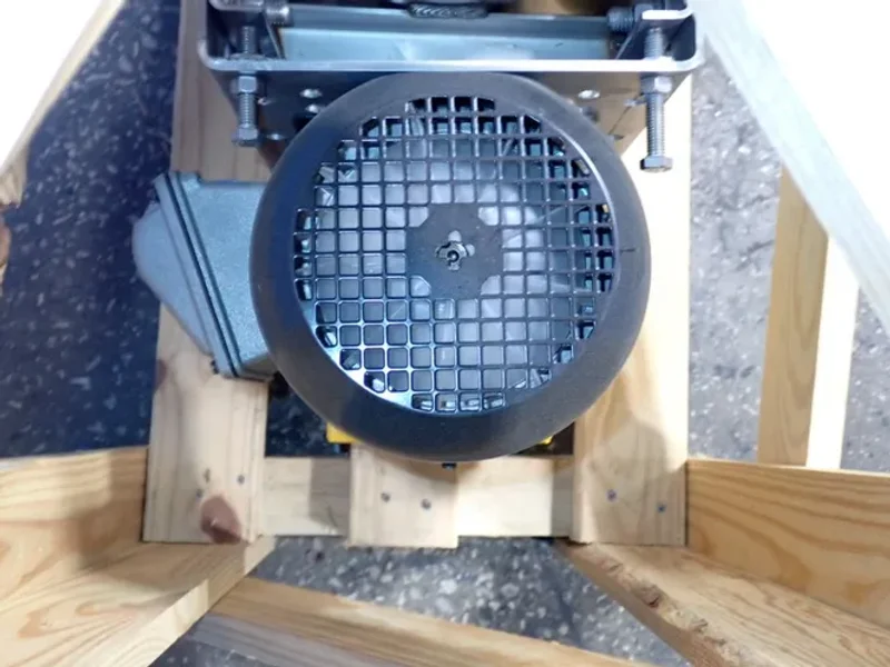 Cincinnati 12" Fan - Waf-12