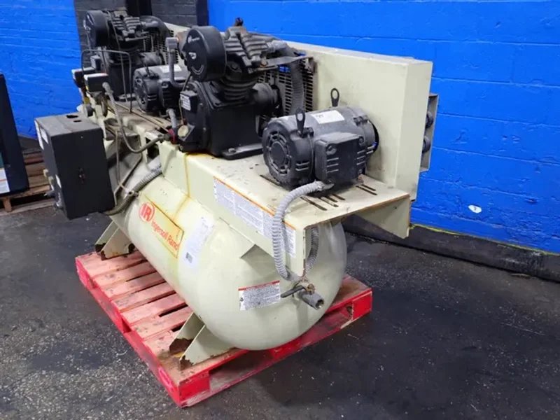 Ingersoll Rand (2) 5.5//7.5 Hp Air Compressor - 2475