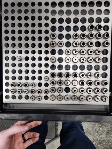 Hyundai Wia KF5600II VMC, 2022 – Under Power, Tooling Included, 113 Hours