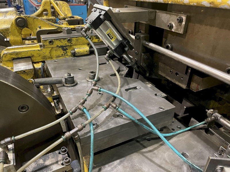 1/4" X 30" US BAIRD #430 FOUR SLIDE WIRE FORMING MACHINE: STOCK #15698