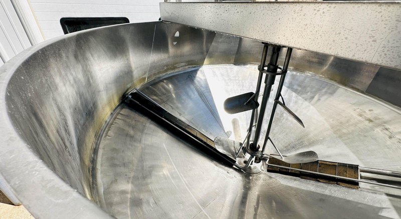 Chester-Jensen Double Motion | Cooker / Cooler Model: 70N40