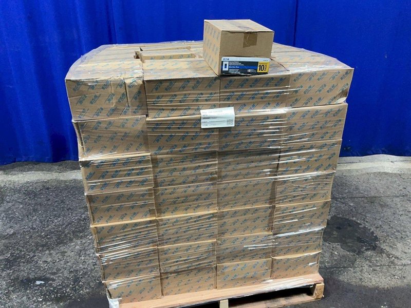 EATON DECORATOR WALLPLATE  -  PJ26V-10-L