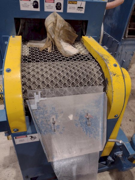 4 WHEEL X 18" VIKING MODEL #MP1809P CHAIN MESH BELT DE-FLASHING / SHOT BLAST MACHINE: STOCK #21636