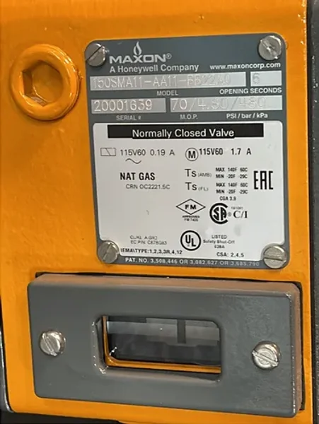MAXON 70 PSI NORMALLY CLOSED SHUT-OFF NATURAL GAS VALVE  -  150SMA11-AA11-BB22A0