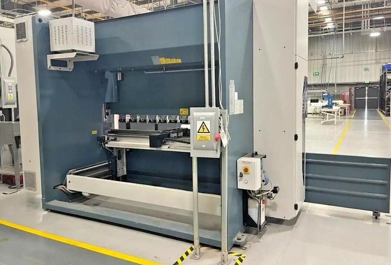 2022 Durma AD-30175 CNC Press Brake (#5703)