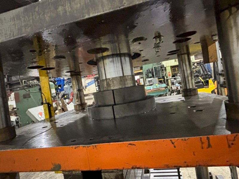 100 TON ROLLFORM INC HYDRAULIC 4 POST CUTOFF &amp; POWER UNIT, 12&quot; STROKE: YOBRO #24328