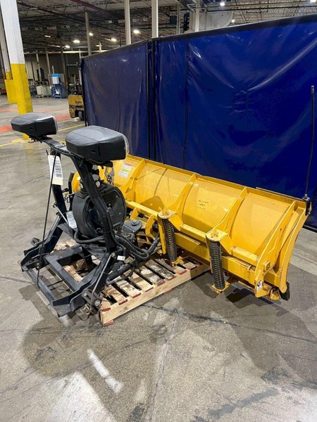 STORM GUARD 8″-10″ EXPANDABLE XLS WINGED PLOW USED