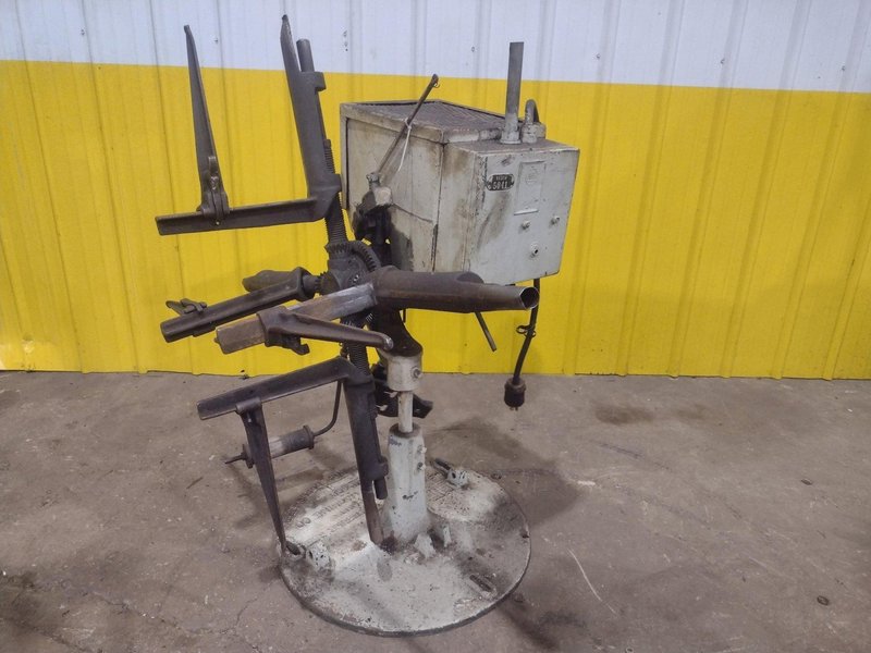 800 LBS LITTELL MOTORIZED UNCOILER COIL REEL: YOBRO #24303