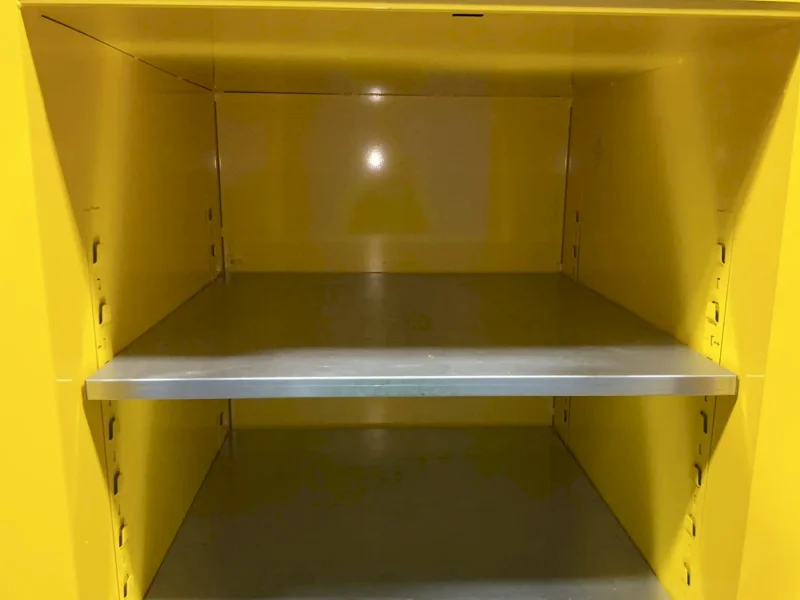 GLOBAL INDUSTRIES SAFETY CABINET