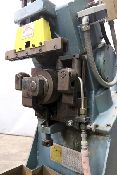 2" GULLCO MODEL #GBM-25 PLATE BEVELER:  STOCK #10530