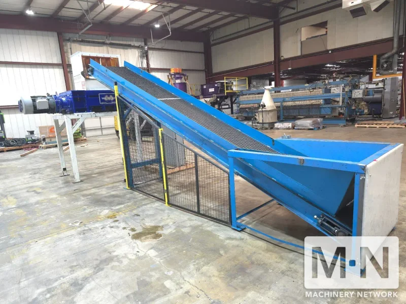 60 HP SHRED-TECH MODEL STQ-50E 4 SHAFT SHREDDER MFG 2015