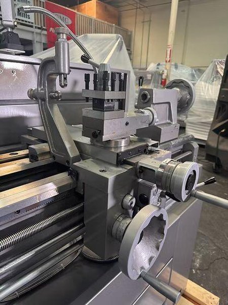 NEW 14" X 40" GMC MODEL GML-1440VT VARIABLE SPEED ENGINE LATHE