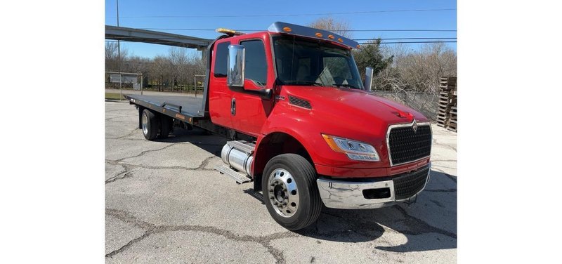 International M607 Rollback Tow Truck, 2025 – Jerr-Dan Style Carrier