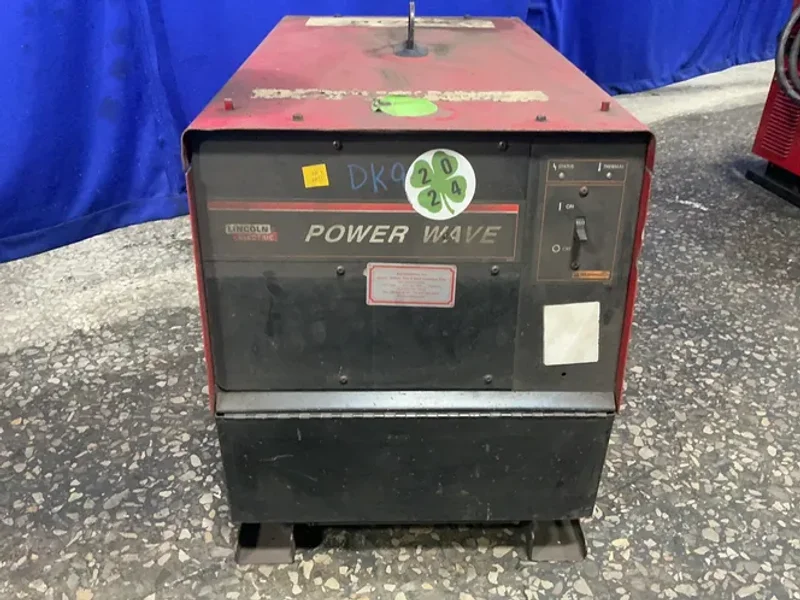 LINCOLN ELECTRIC 455 WATTS POWER WAVE WELDER   -  POWERWAVE455